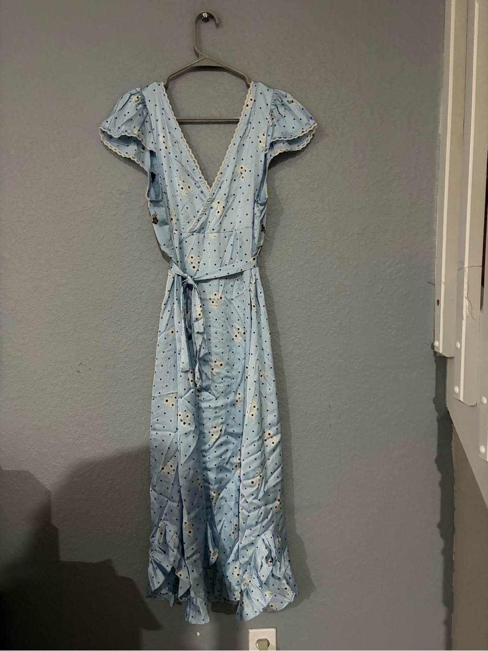 Free People Blue Floral Polka Dot Lace Wrap Maxi Dress Size Medium - Picture 2 of 6